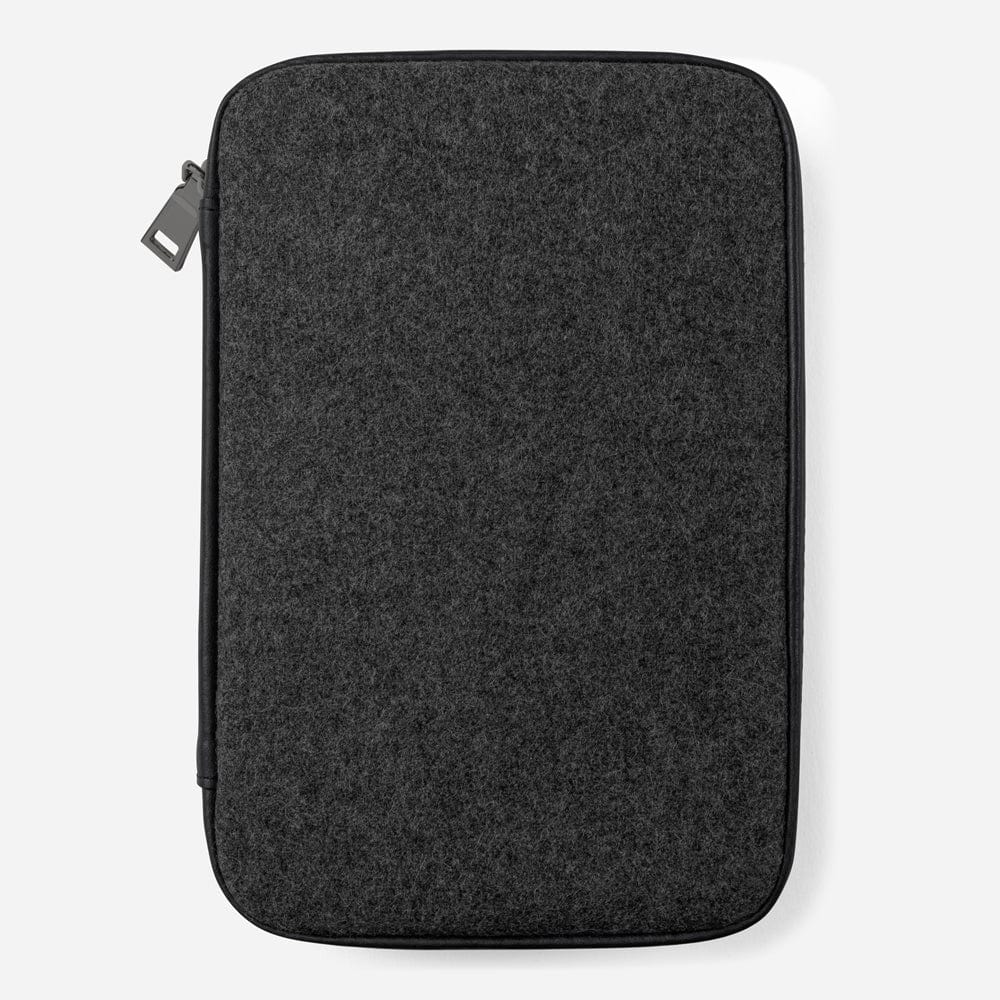 Leather Cigar Case in Black