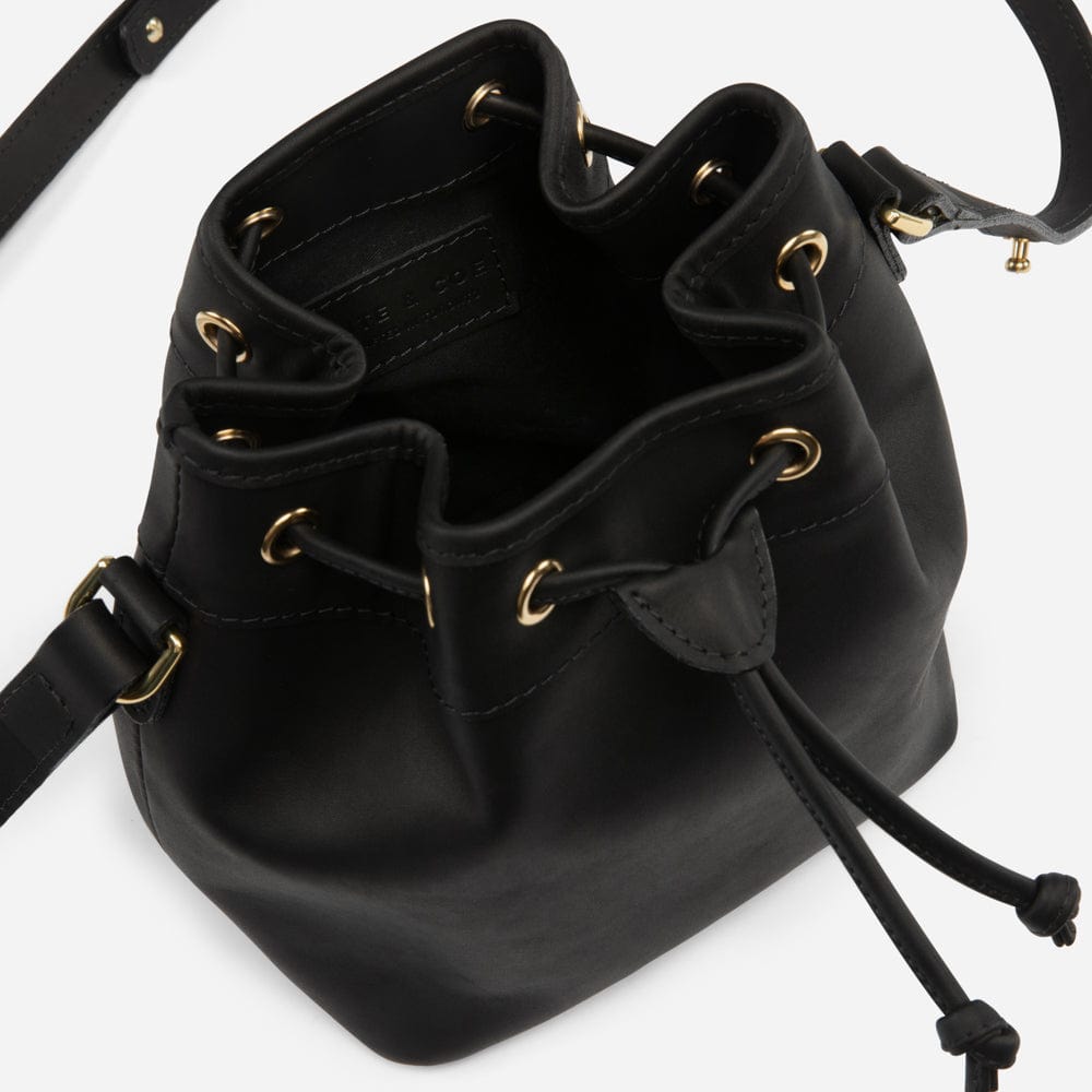 Leather Bucket Bag in Black