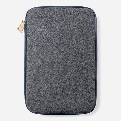 Leather Cigar Case in Navy